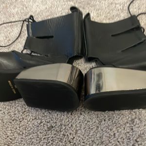 Shellys London black leather lace up sandals size 38- designer shoes